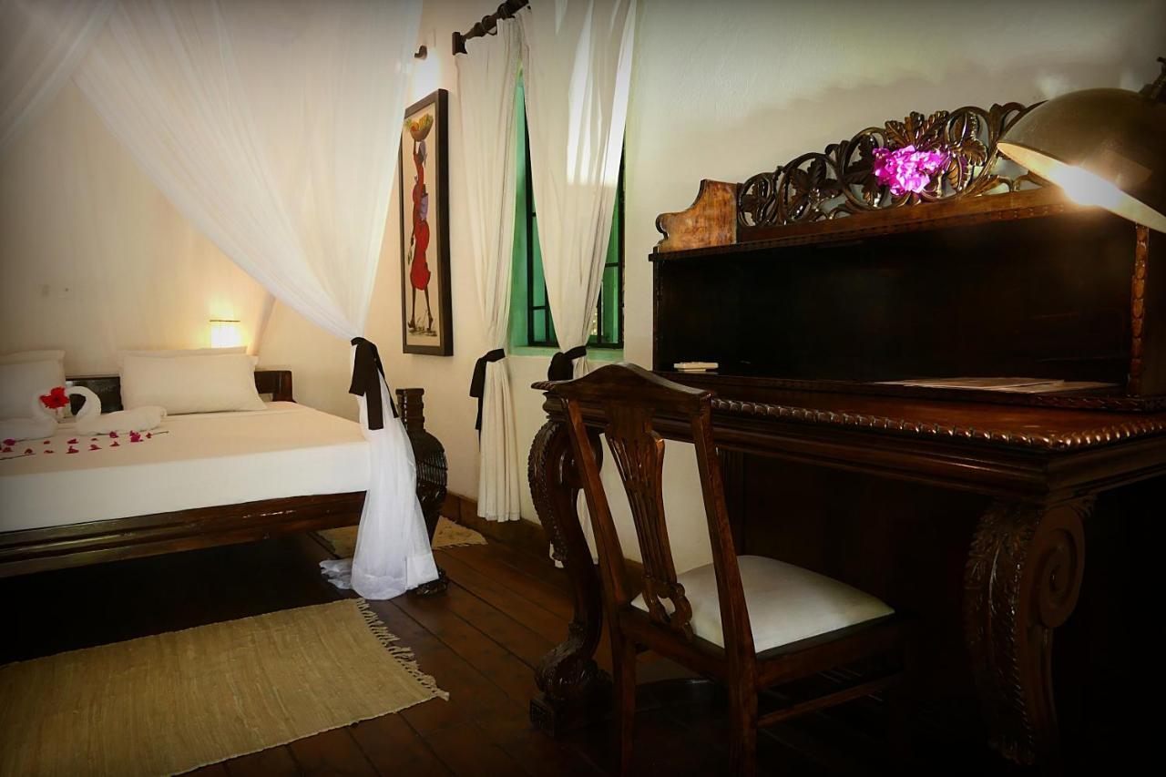 Nyumba Ya Paka Boutique Hotel Малинди Экстерьер фото