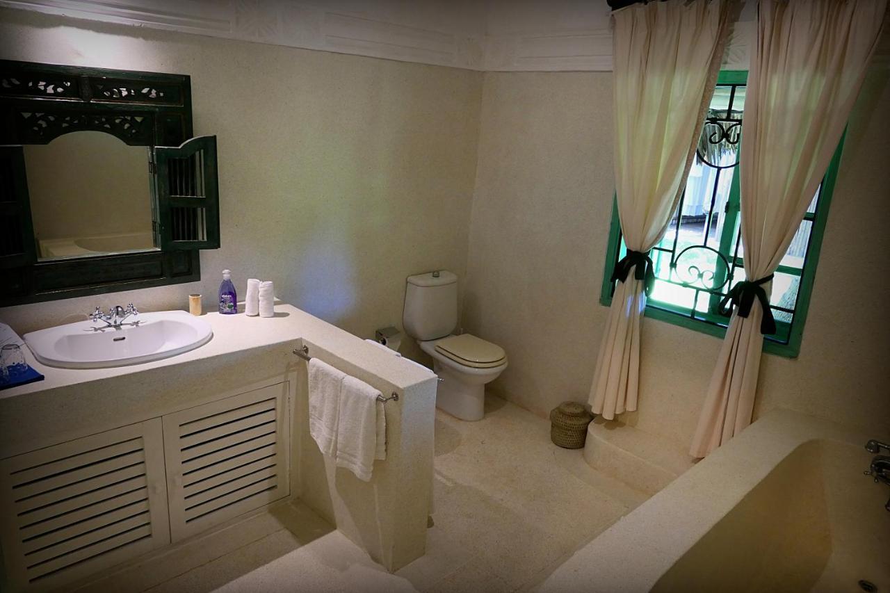 Nyumba Ya Paka Boutique Hotel Малинди Экстерьер фото